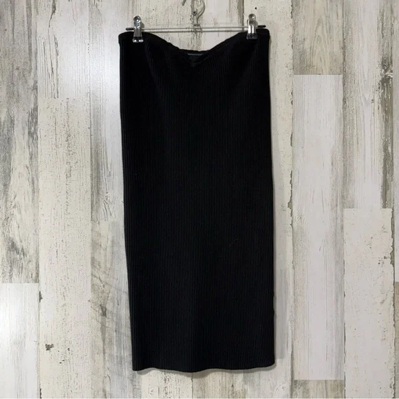 Guess Slimming Black Ribbed Mini Dress Strapless - Picture 3 of 10